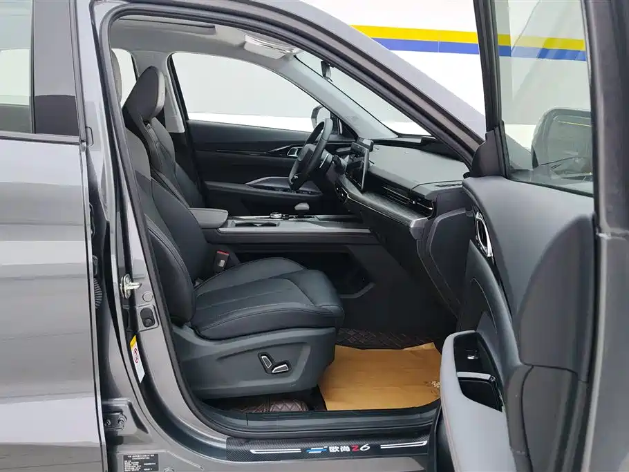 CHANGAN CHANGAN AUCHAN Z6