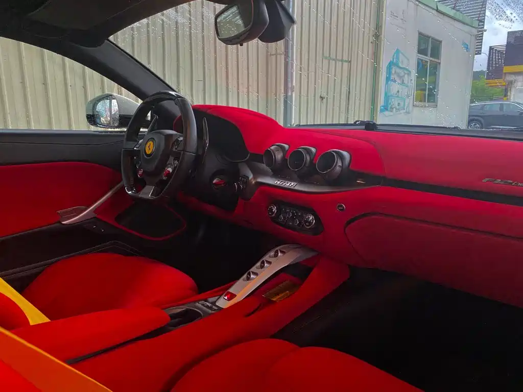 Ferrari F12berlinetta 2013 2013 6.3L Standard