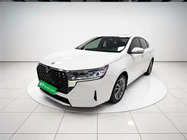 Venucia D60 PLUS 1.6L XL CVT, Enjoy Lead