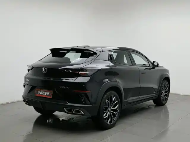 Changan UNI-T 2022 1.5T Premium — фото 2