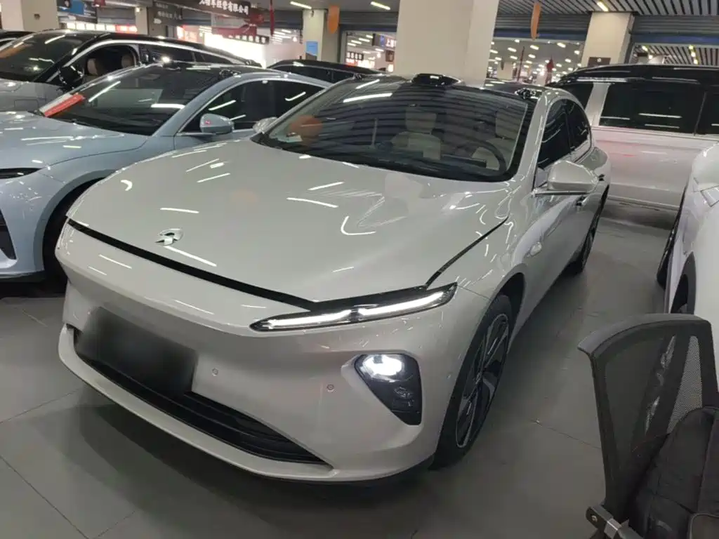 NIO ET7 2025 2024 75kWh Executive Signature Edition