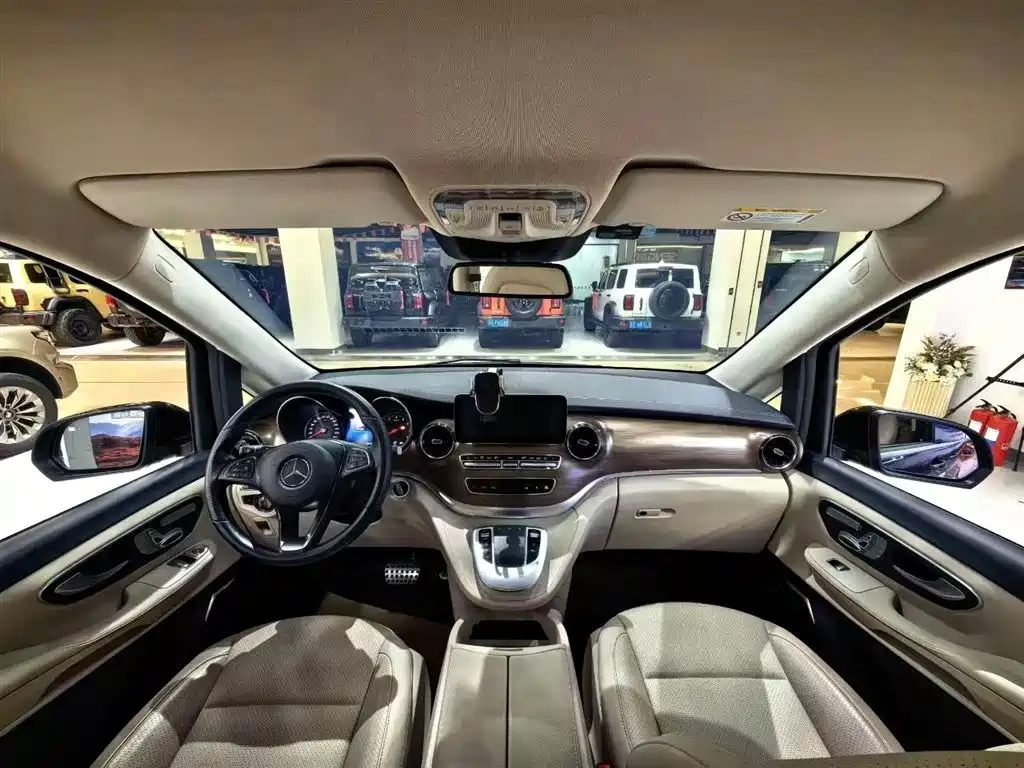 Cadillac CT4 2023 25T Fashion Edition фото 8