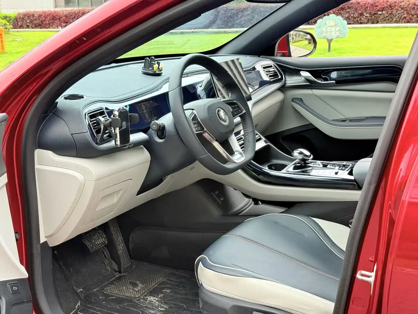 BYD Qin PLUS 2021 DM-i 120KM Premium фото 16