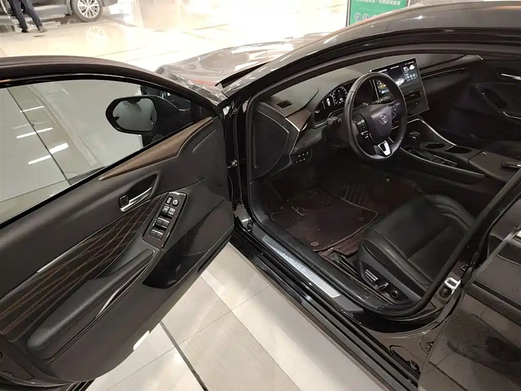 Toyota Avalon 2024 Model Hybrid 2.0L Prestige Edition фото 16