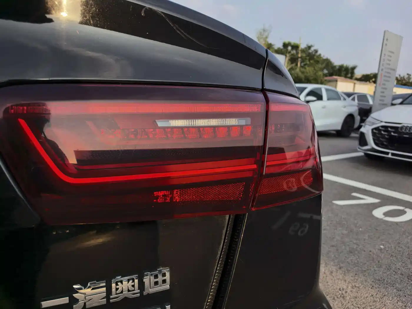 Фото 17 - Audi A6L