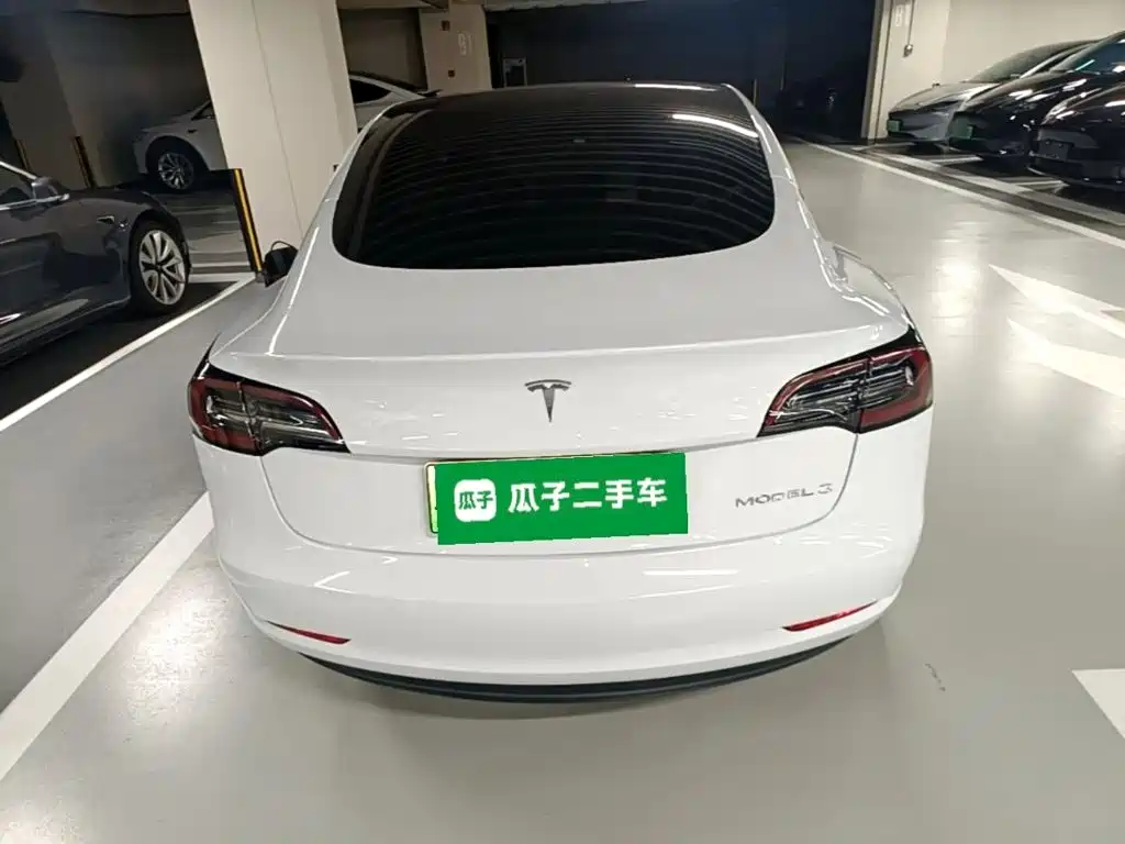 Tesla Model 3 2020 2020 Facelift Standard Range RWD Upgrade