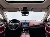 Фото 9 - Maserati Levante