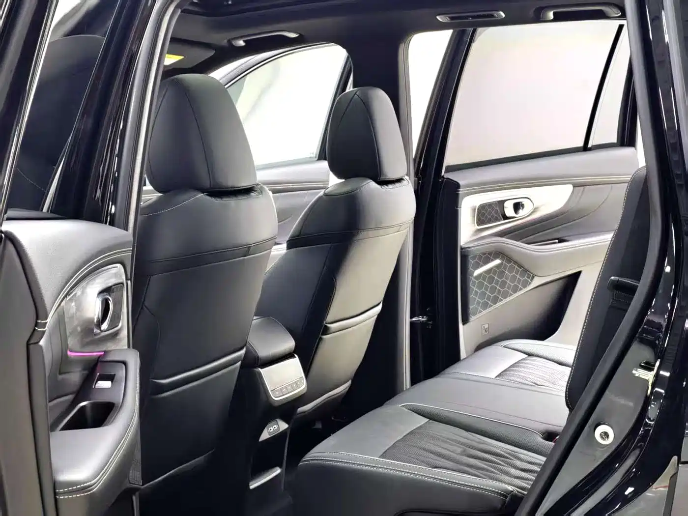 GAC Trumpchi Trumpchi GS8 2022 Pilot Series 2.0TGDI 2WD Luxury Smart Connect Edition (7-Seater) фото 6