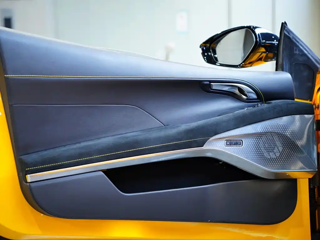 Photo 18 - Lotus EMIRA