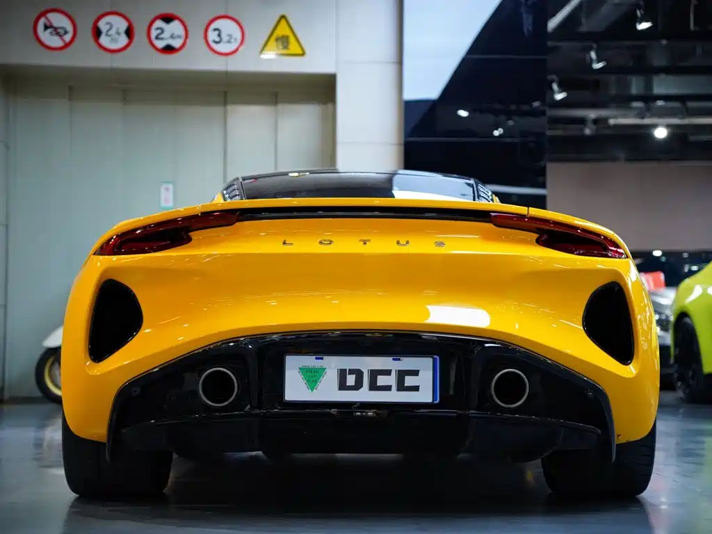 Photo 11 - Lotus EMIRA