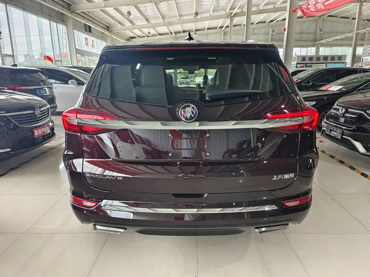 Buick Enclave 2022 652T 4WD Avenir 6-Seater фото 35