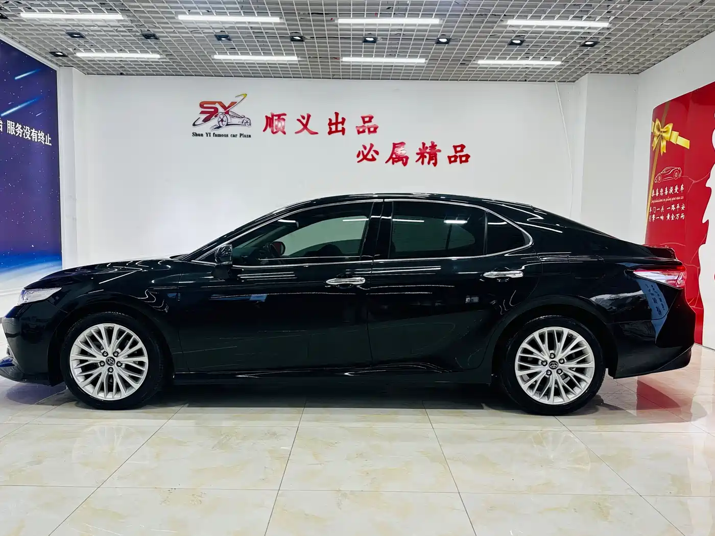 Toyota Camry 2019 2.5G Luxury (China V) фото 3