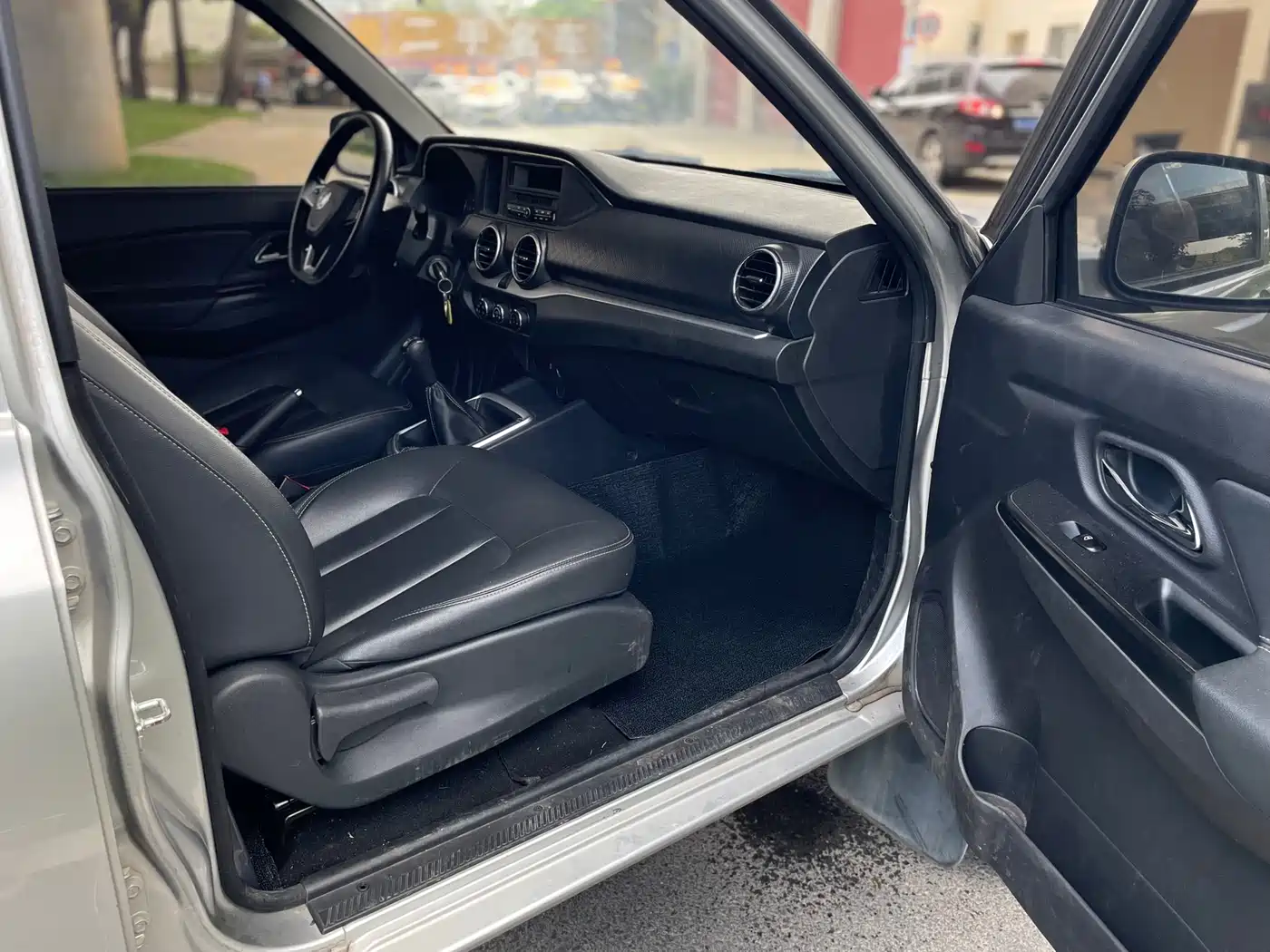 Dongfeng Ruiqi 2021 2021 2.4L Petrol 2WD Comfort Edition Base Model 2TZD
