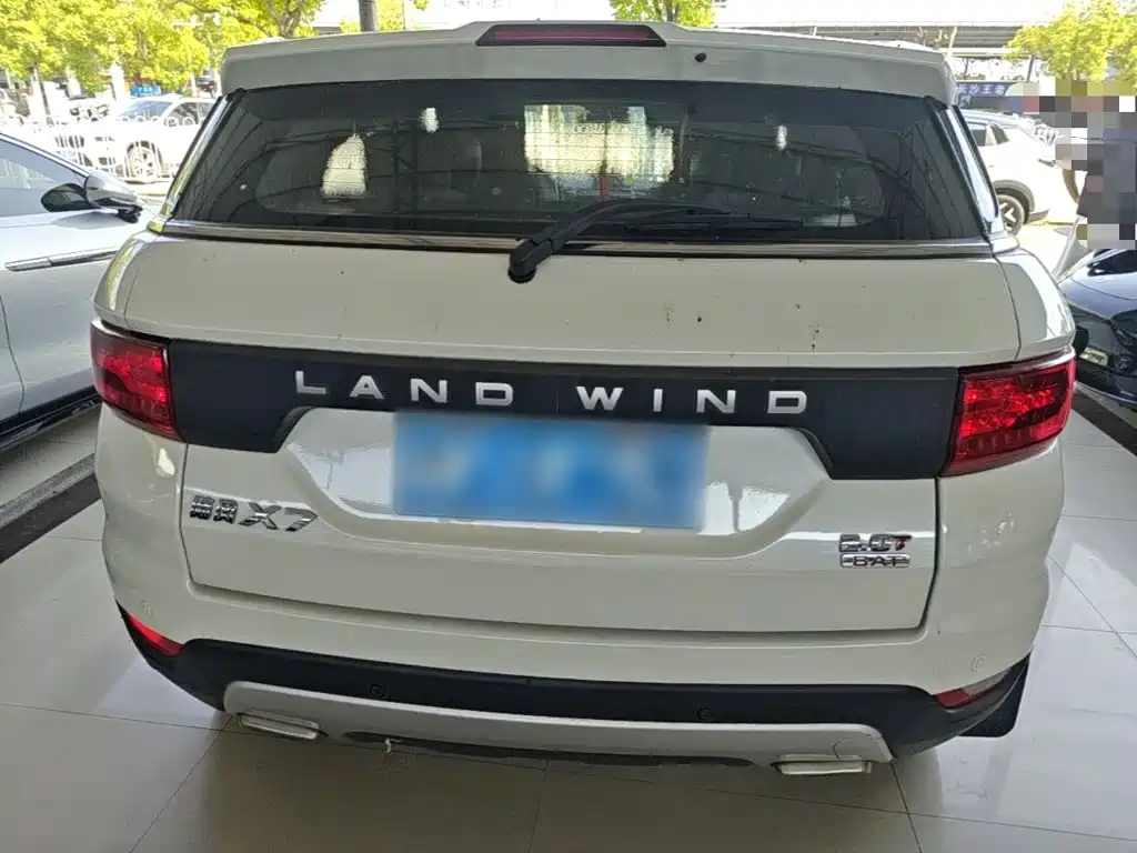 Landwind X7 2017 2015 2.0T Panorama Premium
