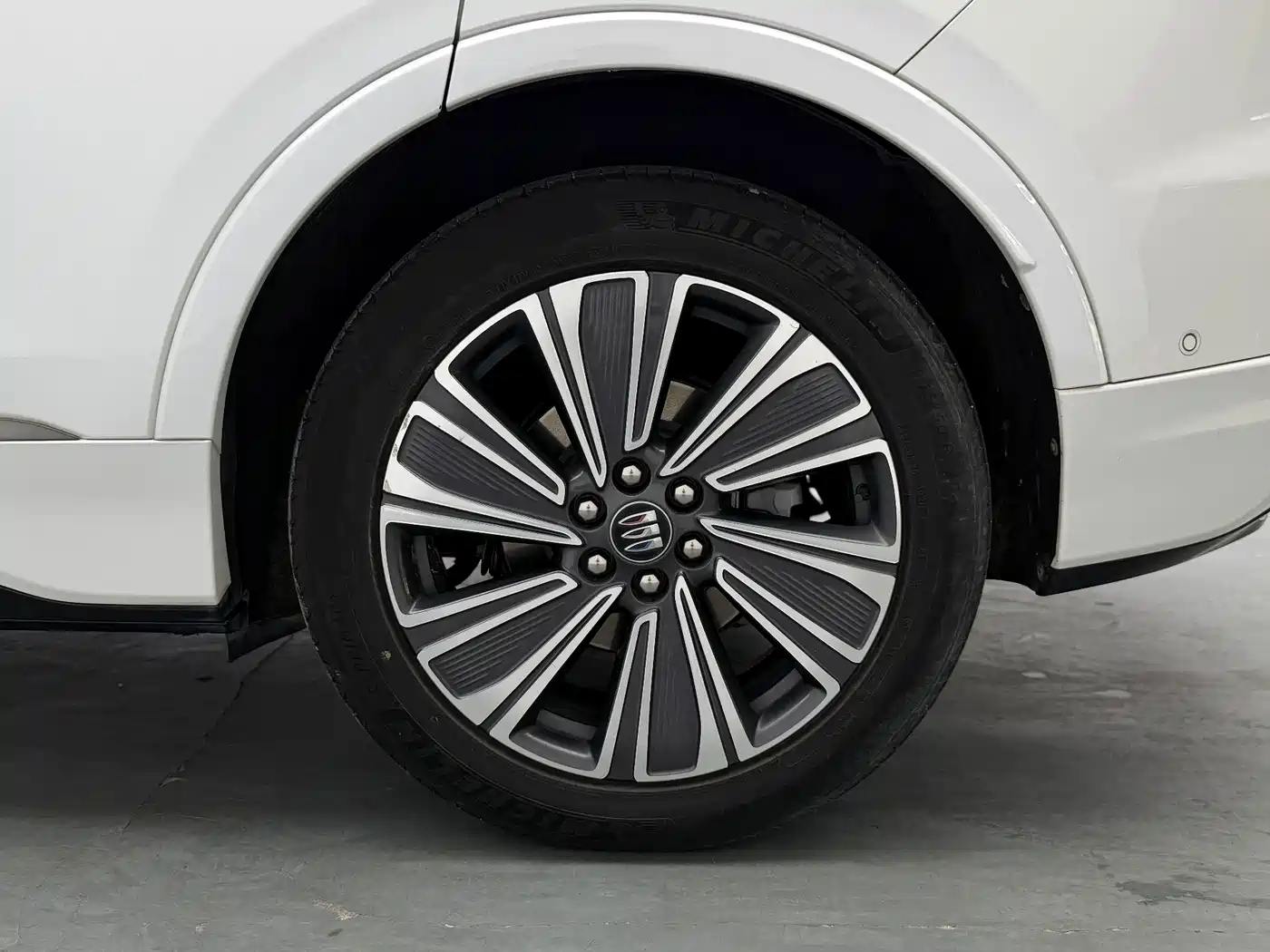 Buick E5 2023 2023 Premium Standard Range Edition