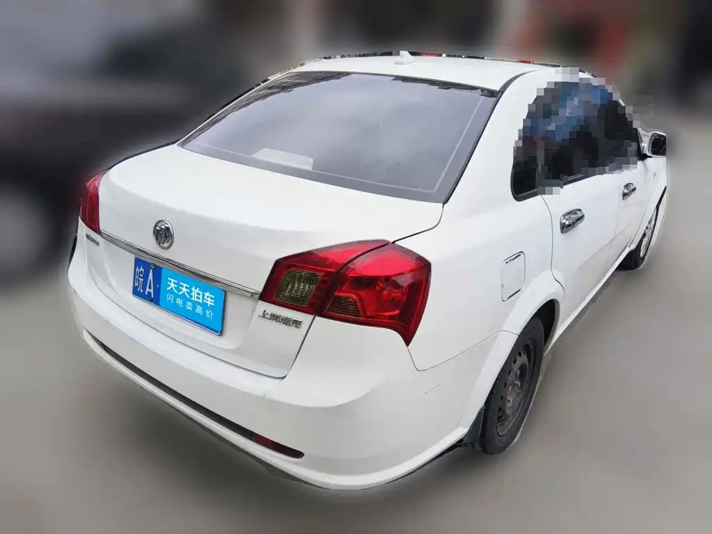 Фото 2 - Buick Excelle