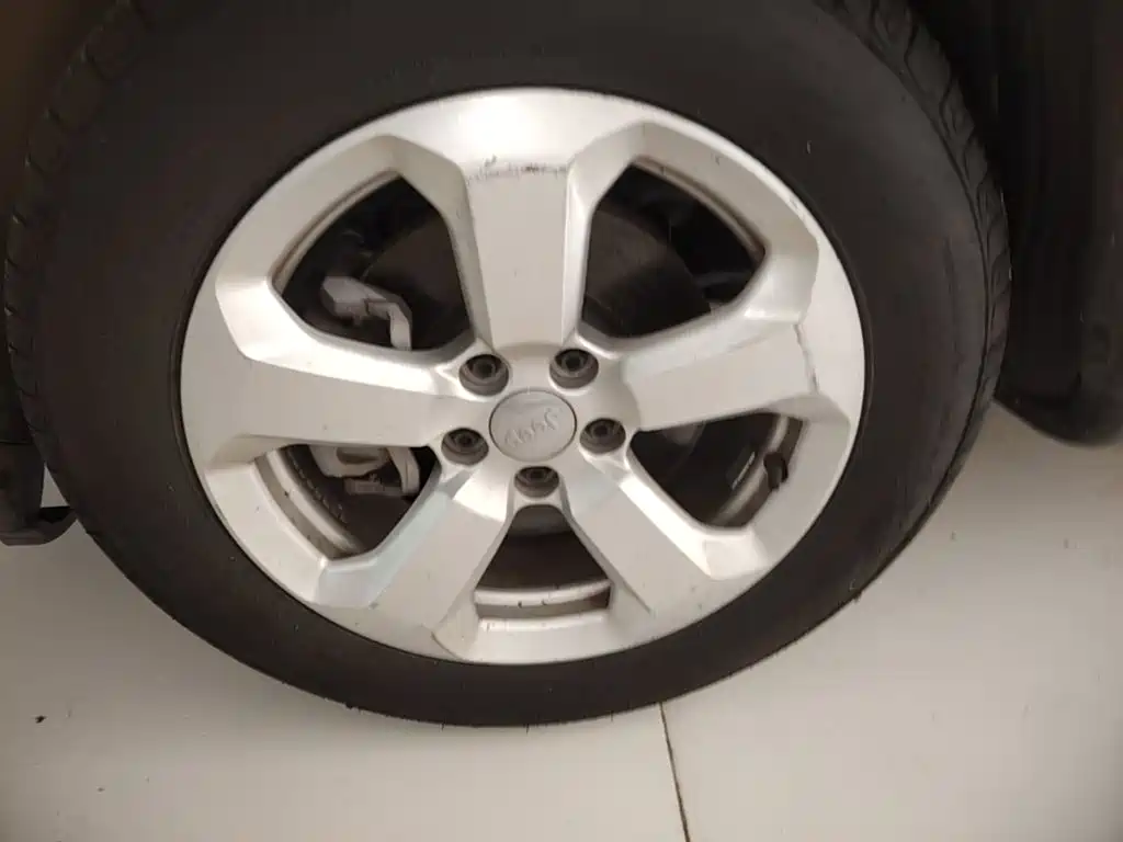 Фото 20 - Jeep Compass