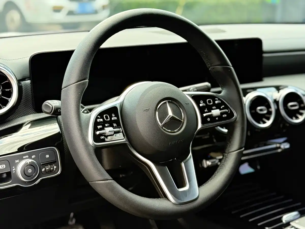 Photo 6 - Mercedes-Benz A-Class