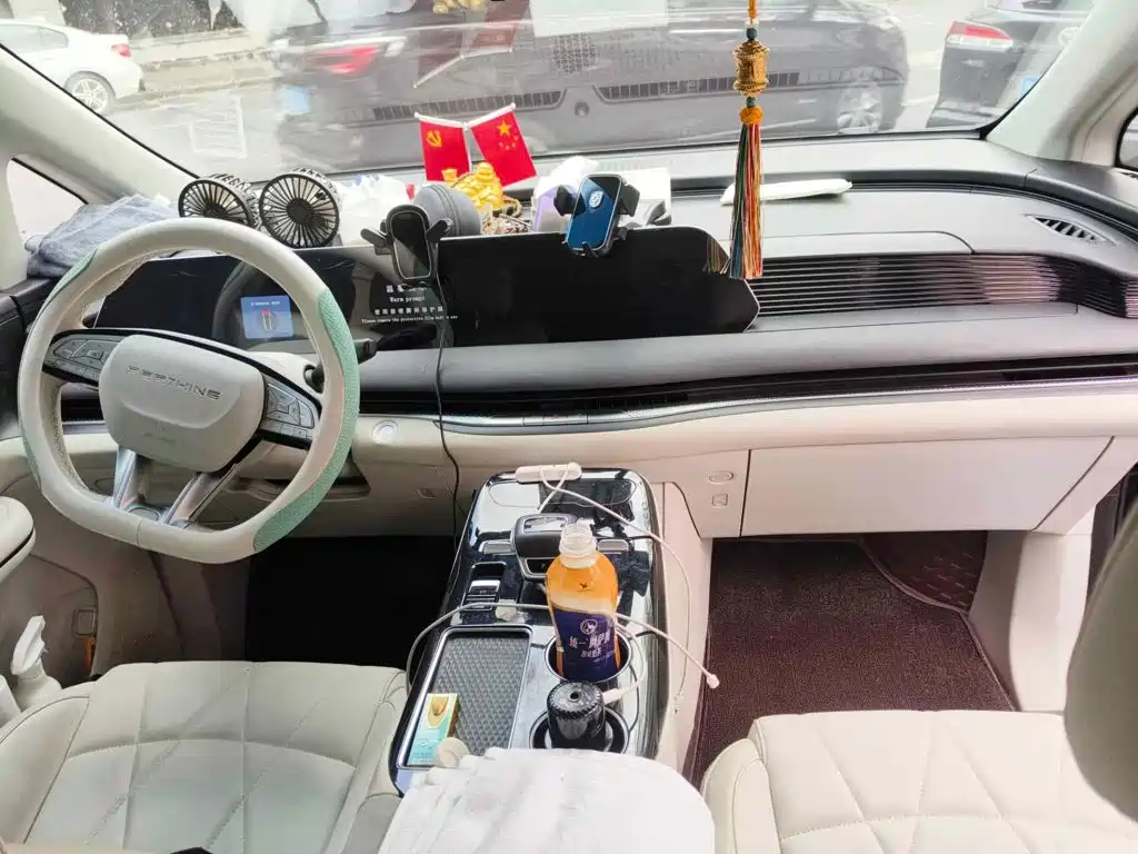 Dongfeng Fengxing Starlight V9 2024 2024 1.5TD 200km Chinese Knot Series Luxury