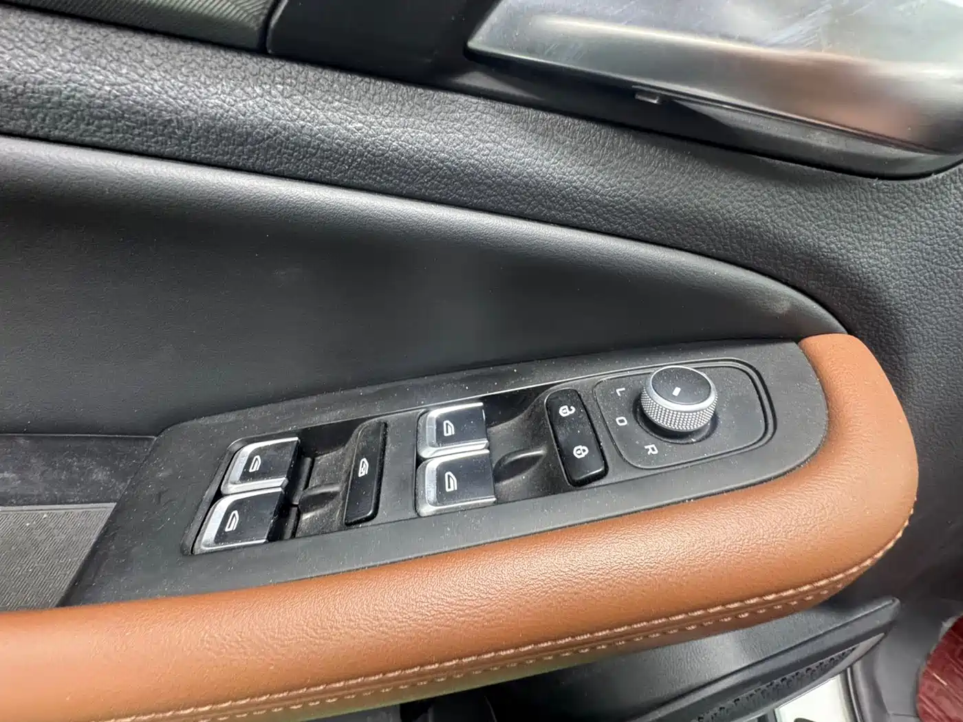 GEELY AUTOMOBILE VISION X6