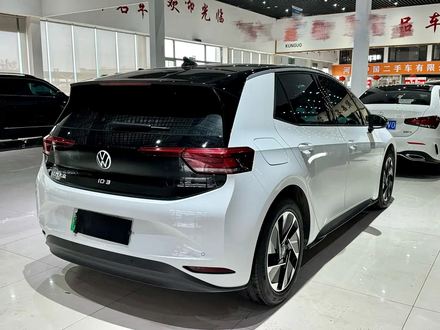 Volkswagen ID.3 2024 Outstanding Edition фото 16