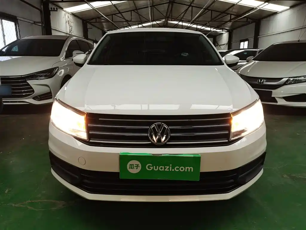 Volkswagen Santana 2018 1.5L Manual Trend Edition фото 3