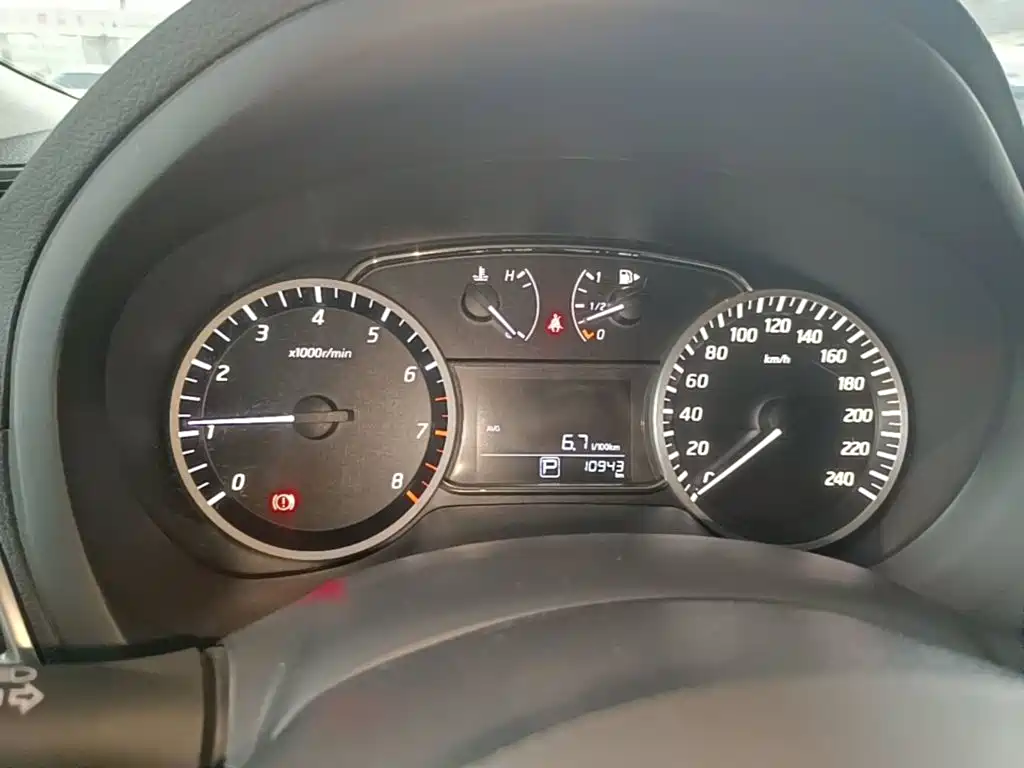 Nissan SYLPHY, миниатюра 8
