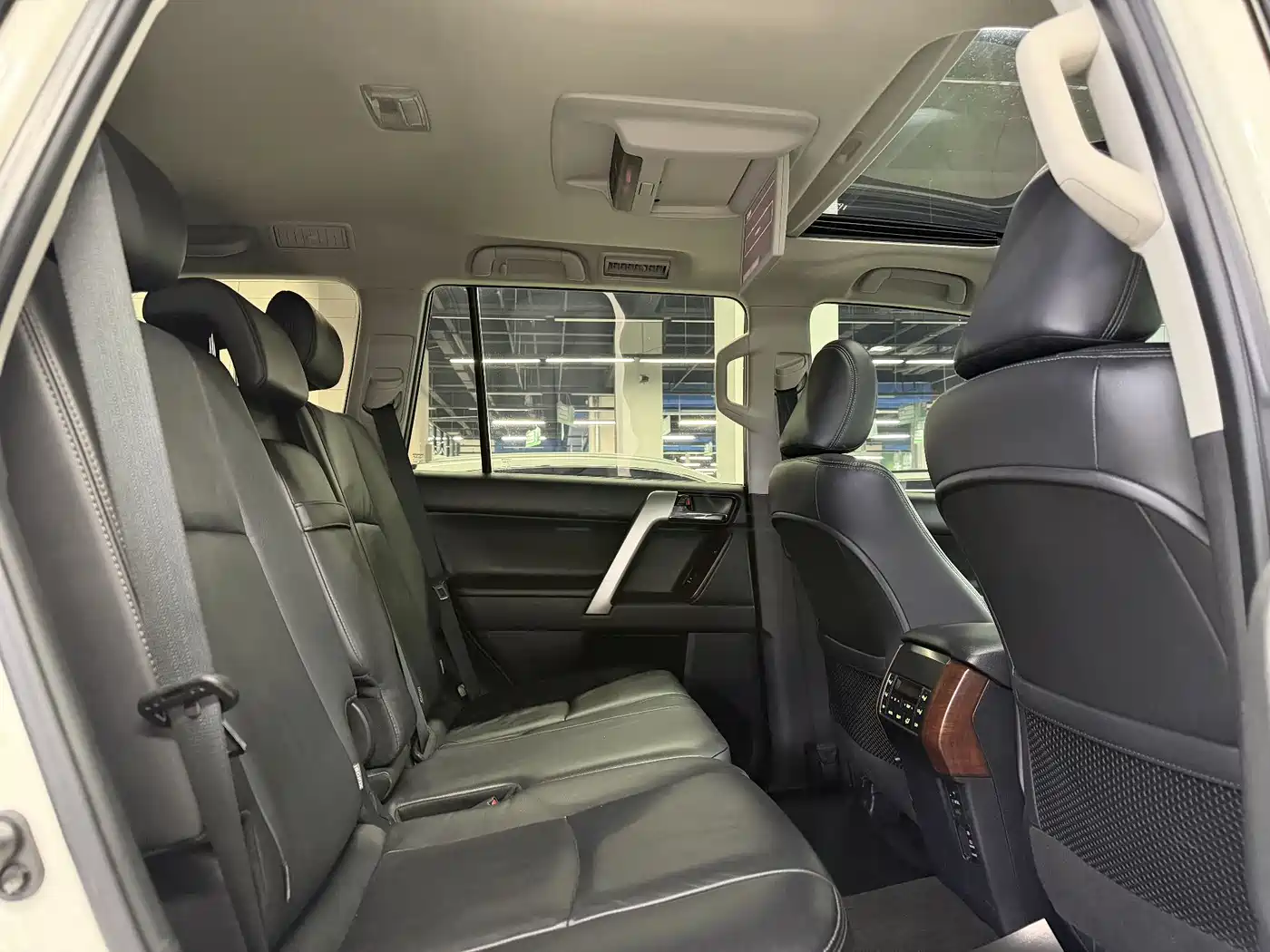 Toyota Prado 2016 3.5L Auto TX-L NAVI фото 7