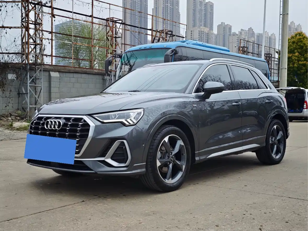 Audi Q3 2021 35 TFSI Fashion Sport