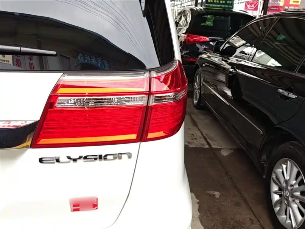 Honda Elysion 2014 2012 2.4L VTi-S Premium Edition