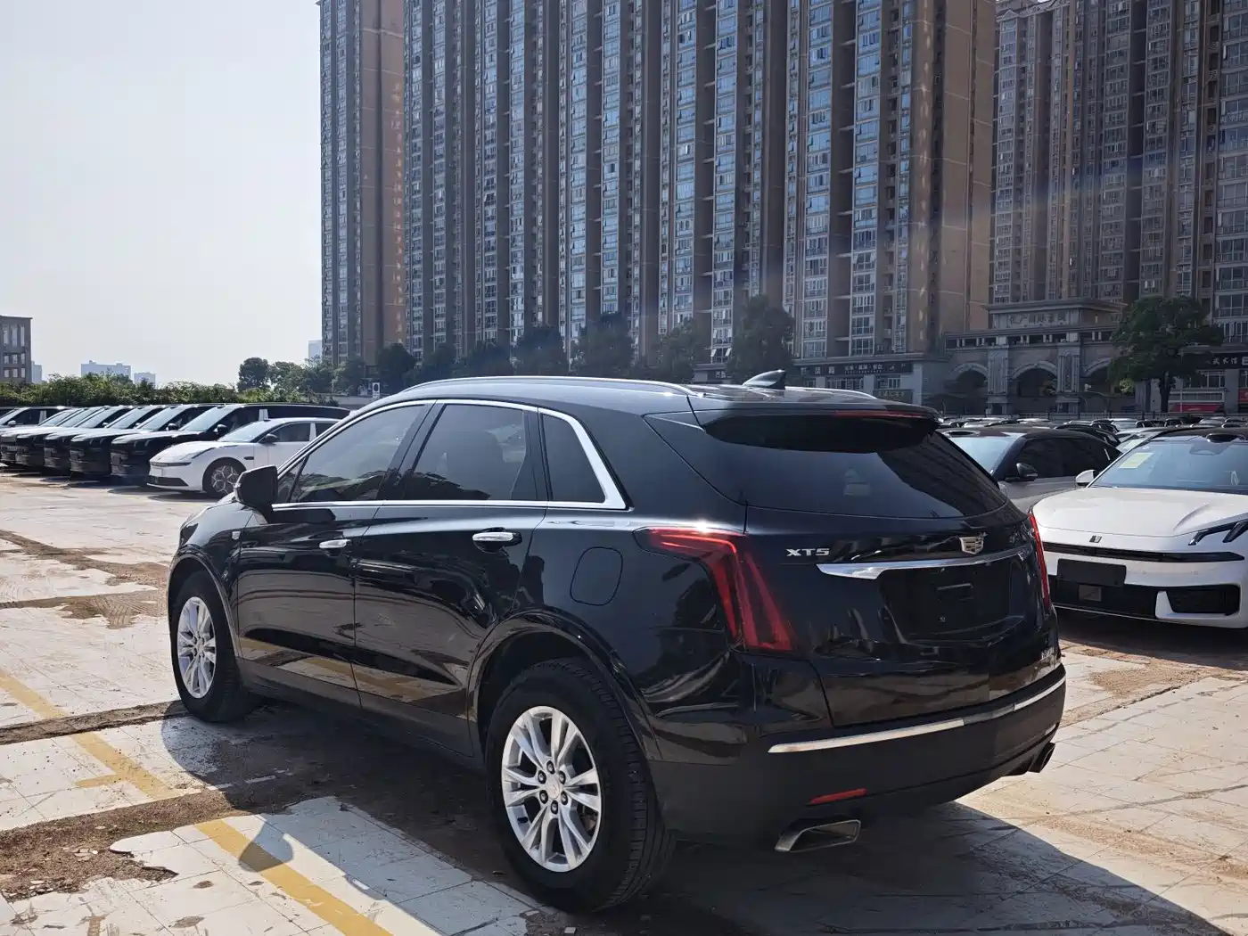 Фото 9 - Cadillac XT5