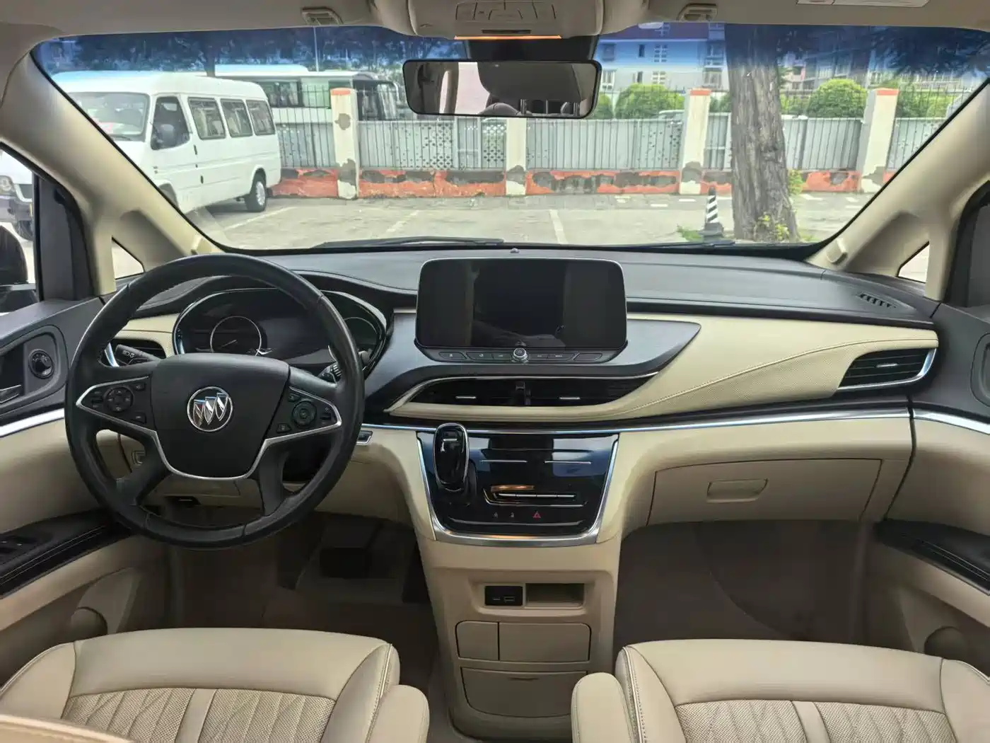 Buick GL8 2023 Land Business Class Smart Premium фото 12