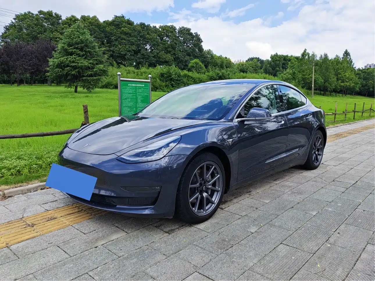 Фото 1 - Tesla Model 3 (Import)