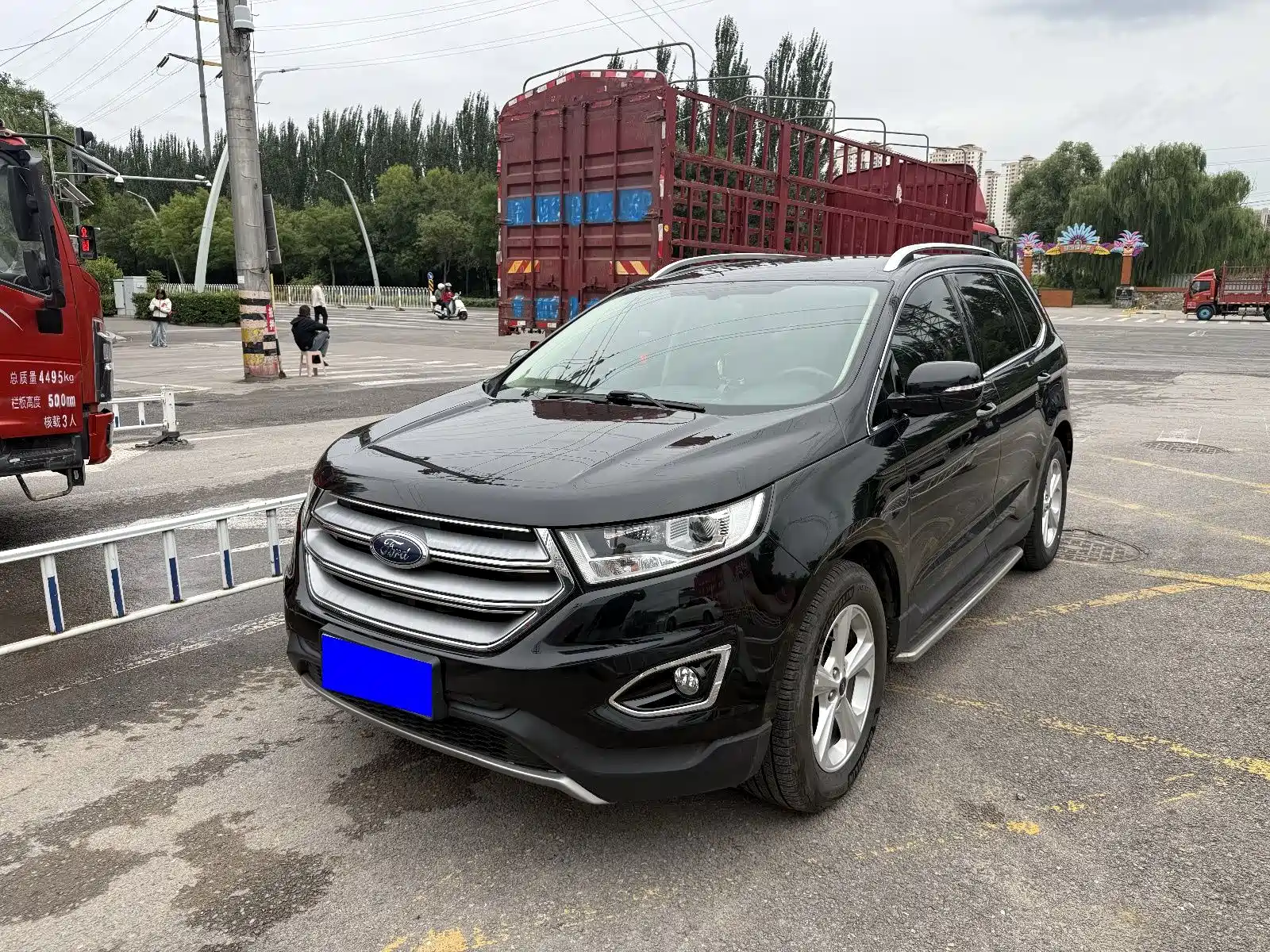 Фото 1 - Ford Edge