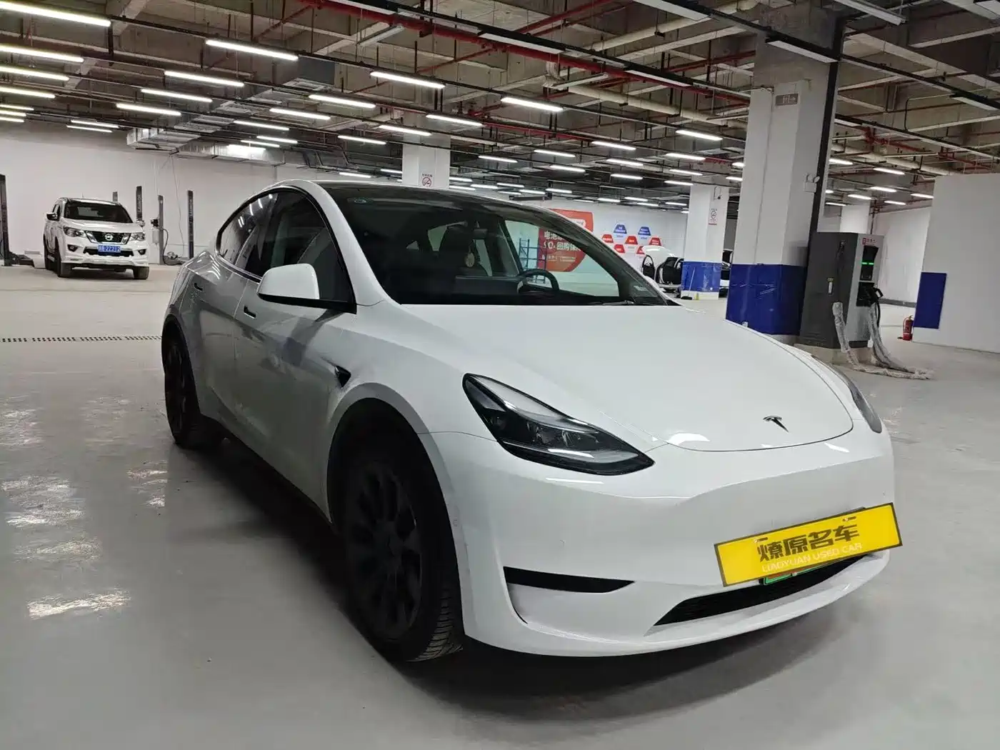 TESLA MODEL Y
