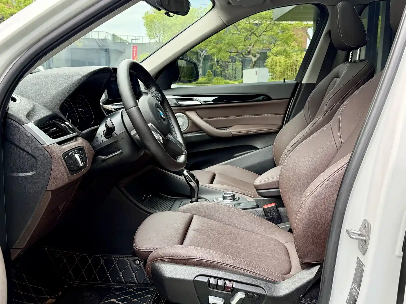 BMW X1 2021 sDrive25Li Leading фото 5