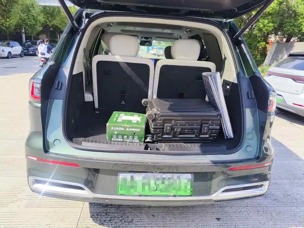 Geely Galaxy Galaxy M9 2025 2025 Base Model
