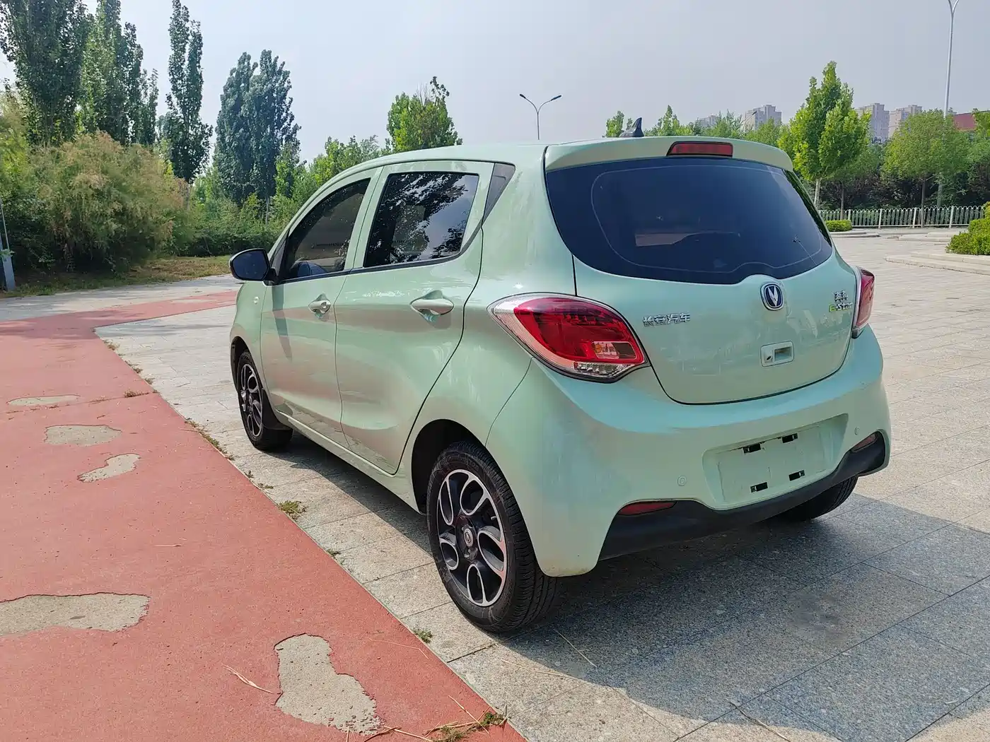 Changan Benben E-Star 2022 2021 National Edition Colorful Version LFP (31.95kWh)