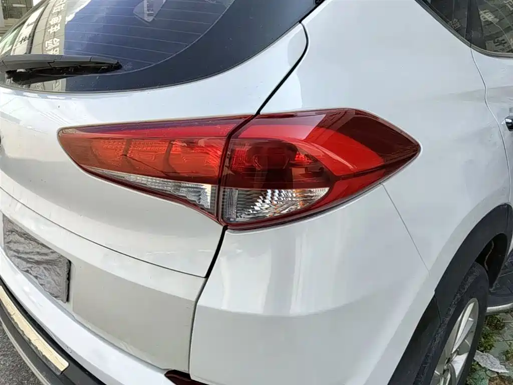Hyundai Tucson 2015 1.6T Dual Clutch 2WD Smart фото 8