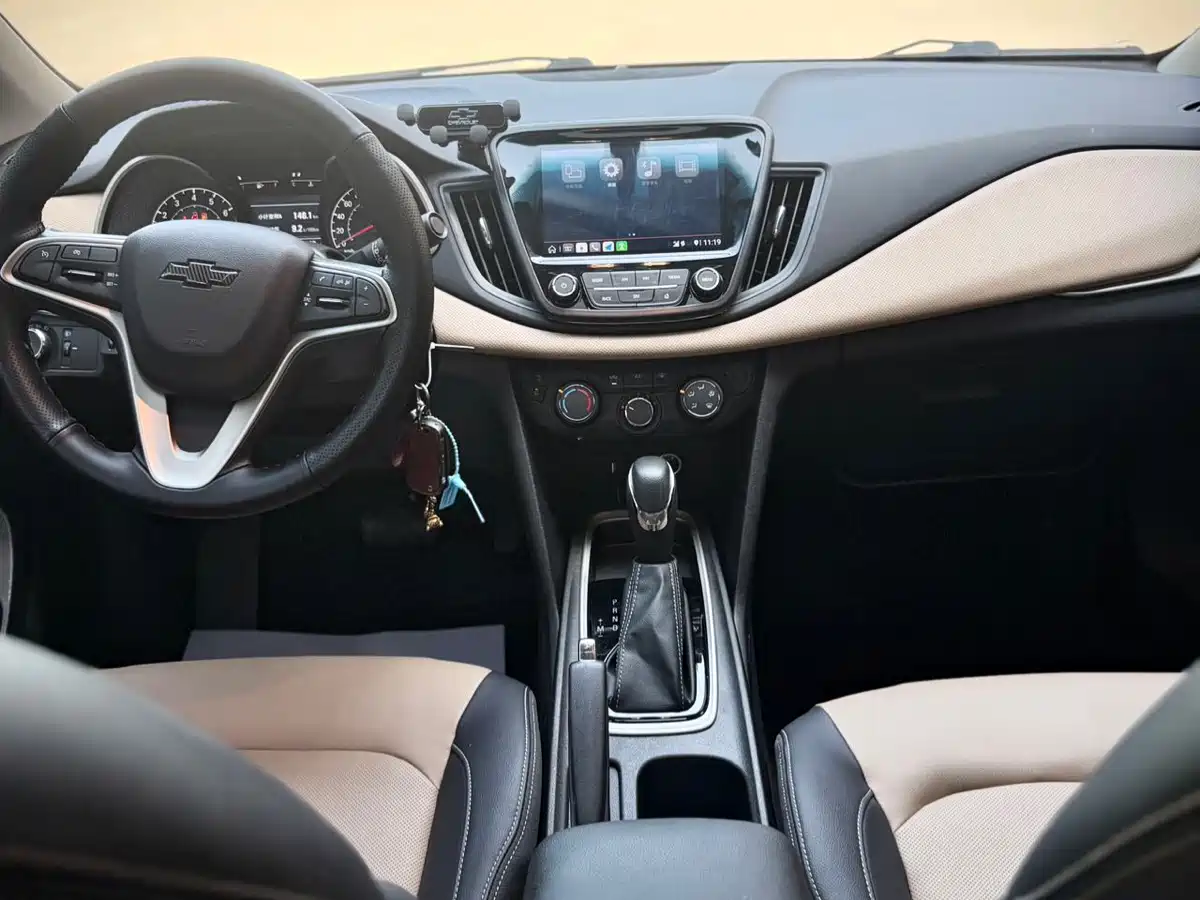 CHEVROLET CRUZE