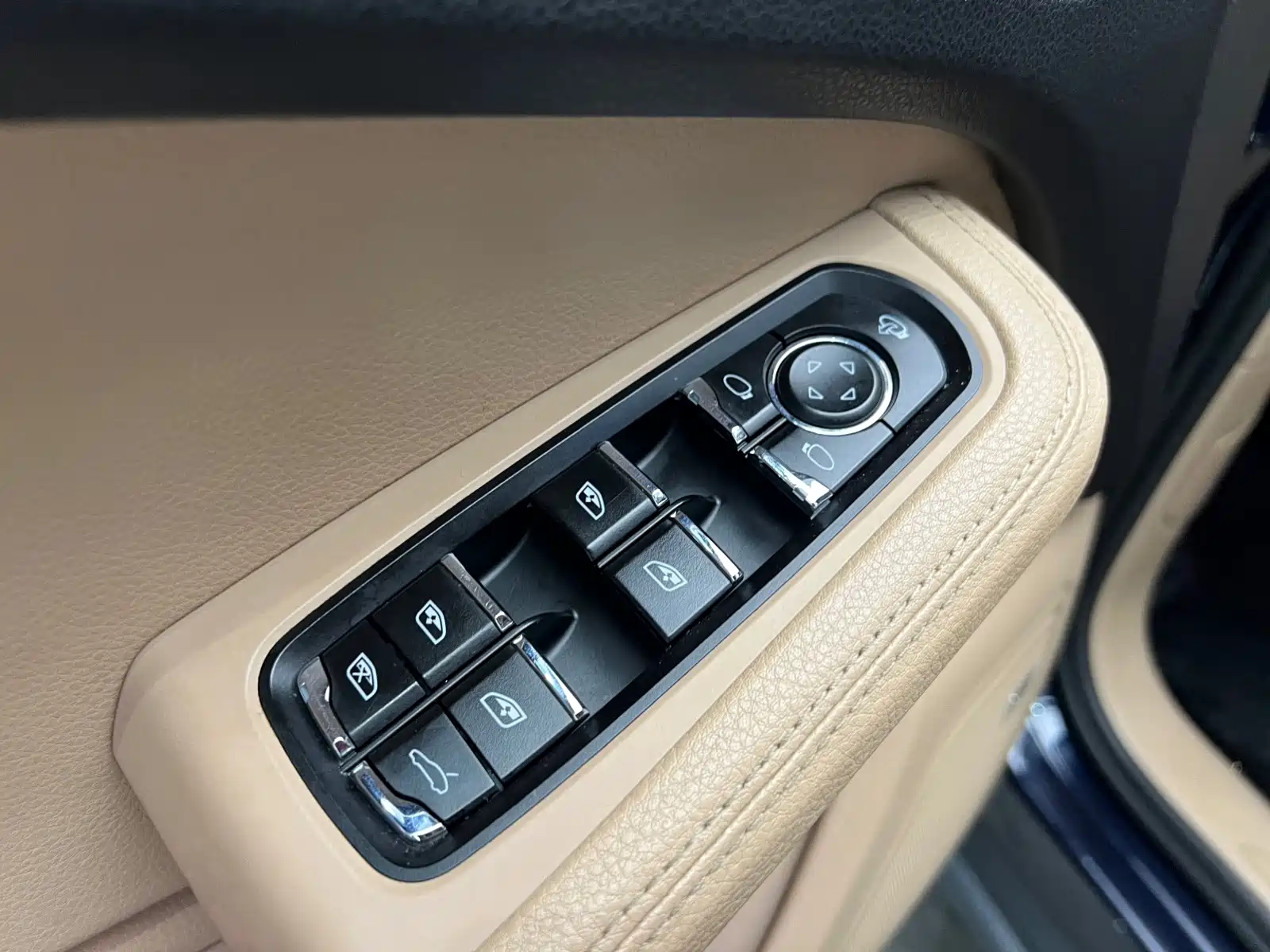 Фото 8 - Porsche Macan