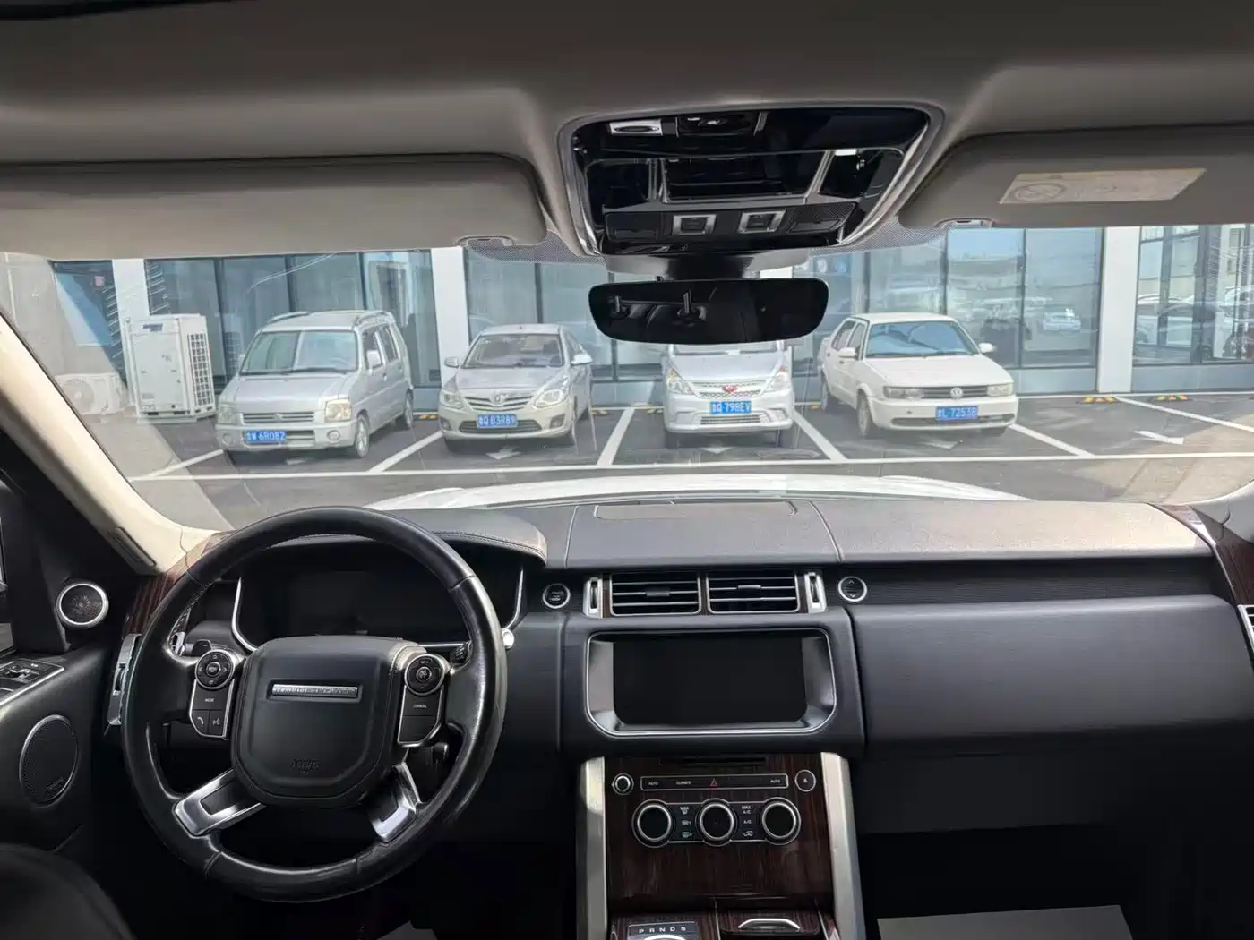 Land Rover Range Rover 2017 3.0 SC V6 Vogue фото 7