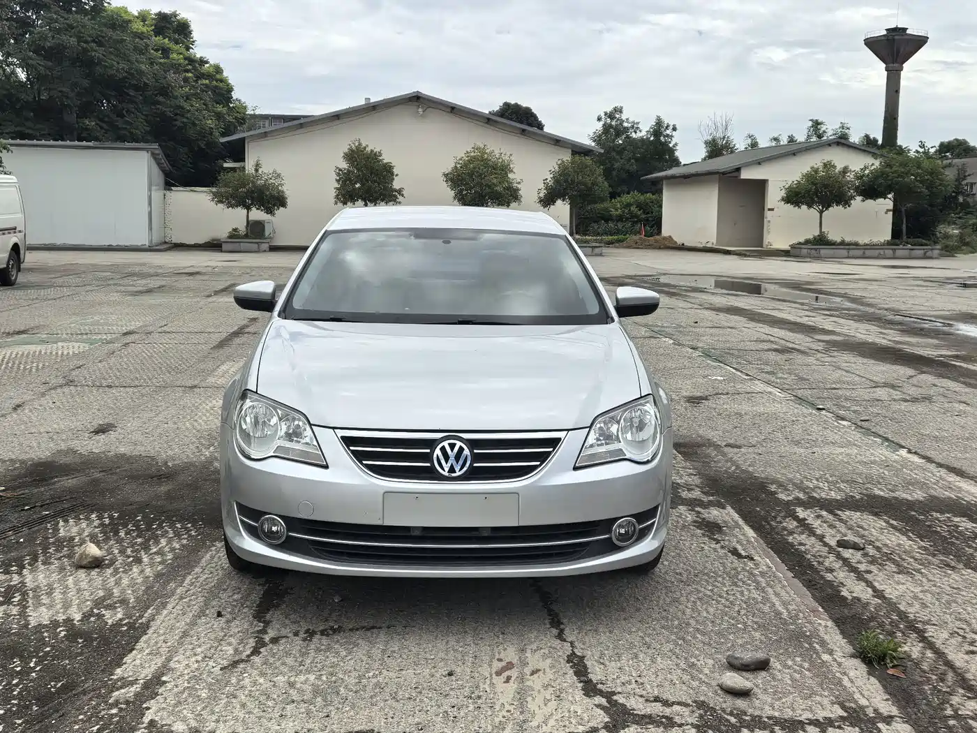 Volkswagen Bora 2012 1.6L Automatic Fashion Value Edition фото 3