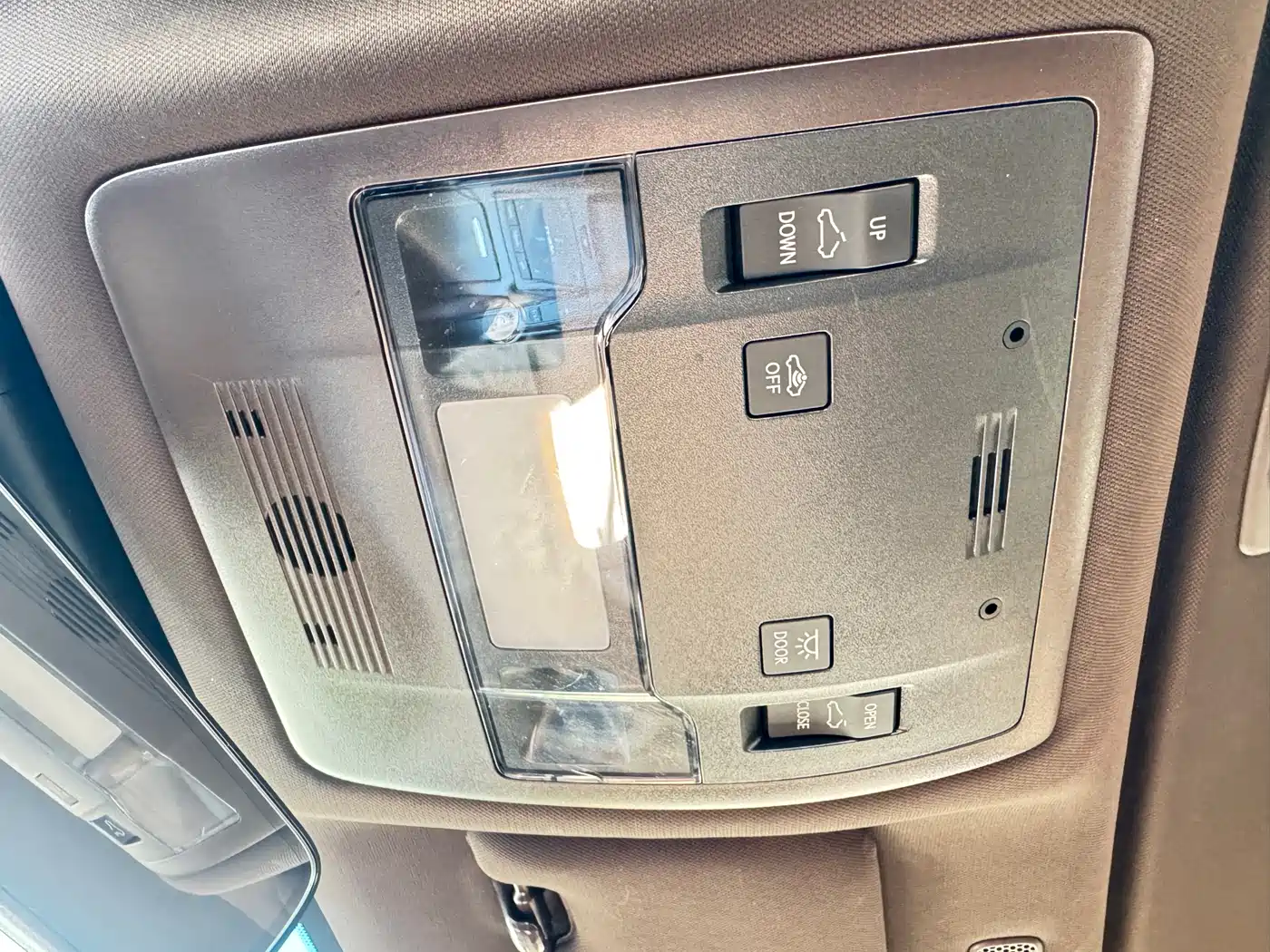 Lexus ES 2020 Model 300h Excellence Edition China V фото 32