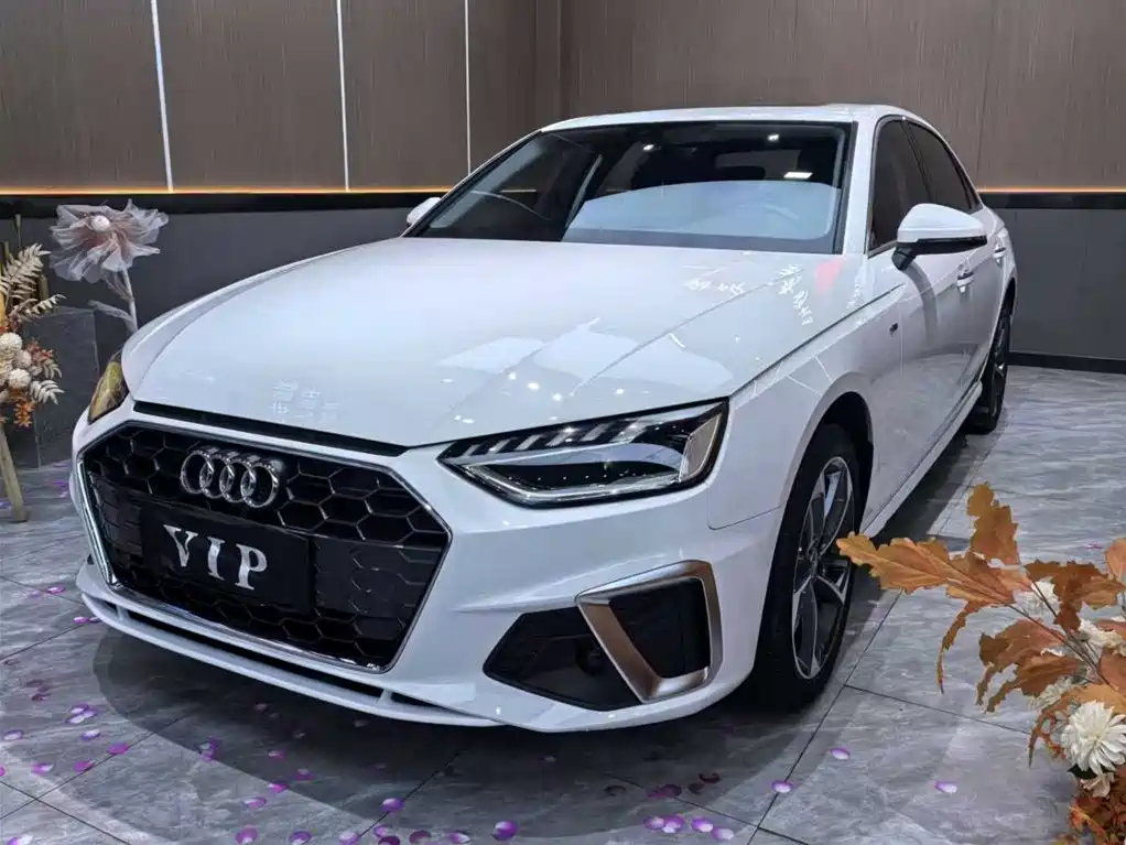 Audi A4L 2022 40 TFSI Fashion Dynamic