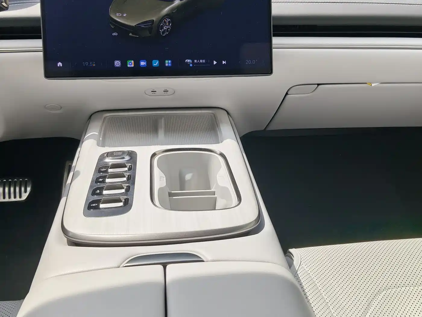 XIAOMI CAR XIAOMI SU7