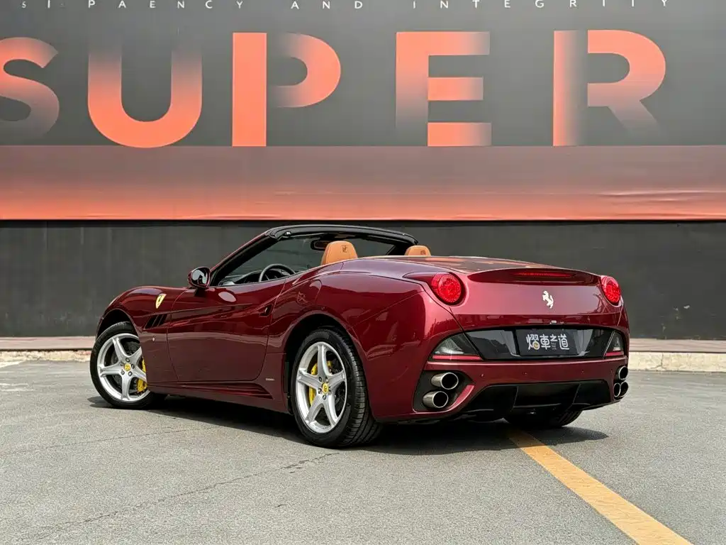 Ferrari California T 2010 2009 4.3L Standard