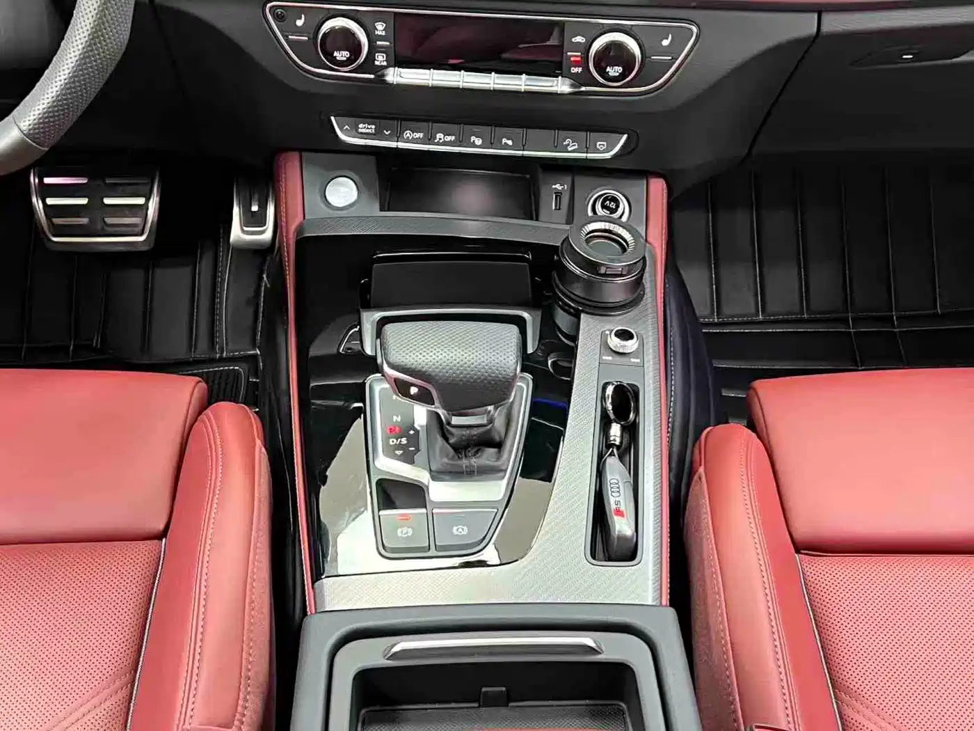 Audi Q5L 2025 45 TFSI Luxury Dynamic фото 13