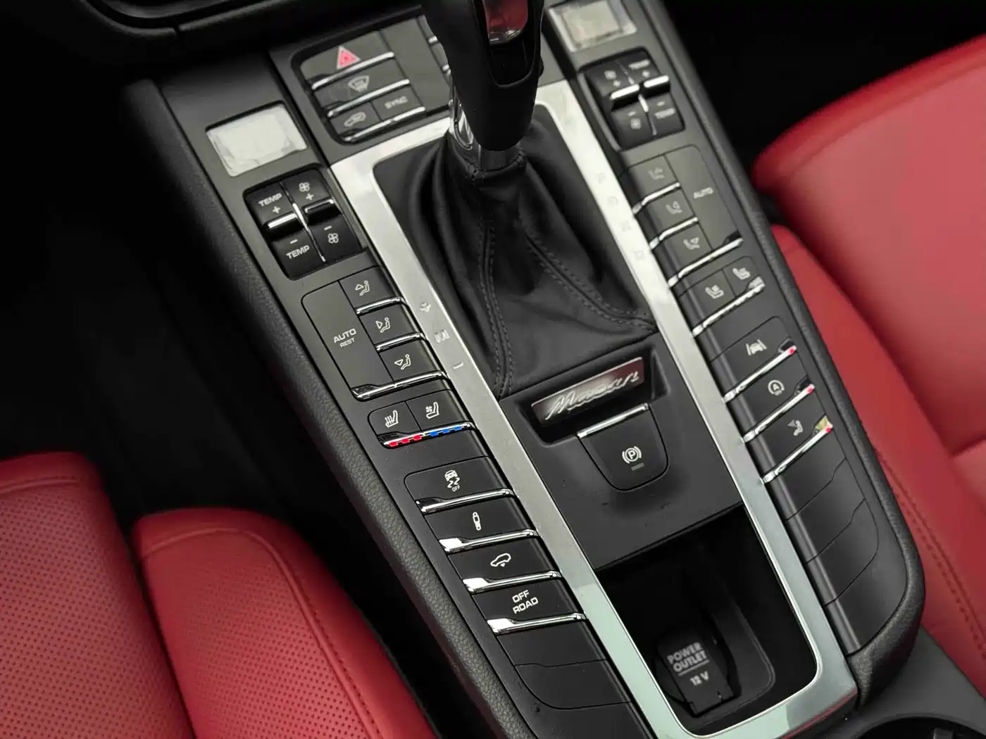 Porsche Macan 2021 Macan S 3.0T фото 6