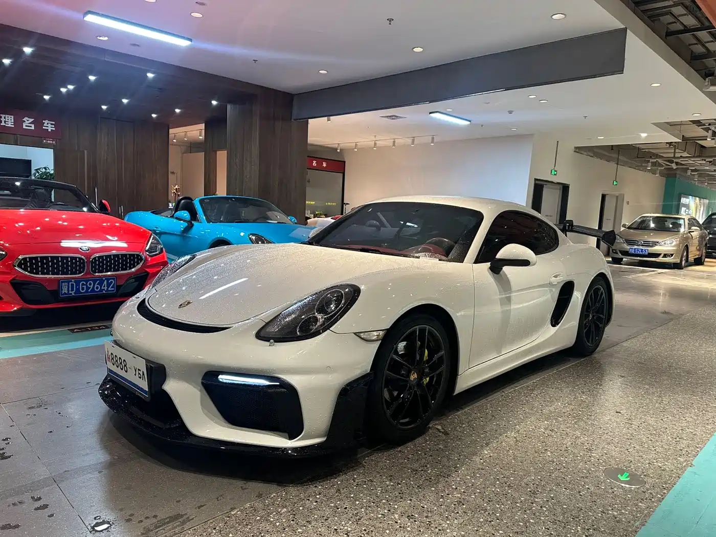 Porsche Cayman 2013 Cayman 2.7L фото 3